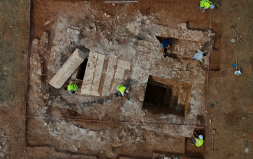 Arnavutluk'ta Anıtsal Bir Roma Mezarı Keşfedildi
