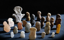 Tavşanlı Höyük'te 4500 Yıllık İdoller Bulundu