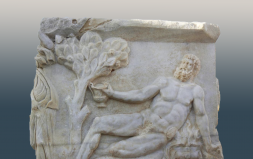 Herakles ve Dionysos Sahneli Eşsiz Bir Lahit Bulundu