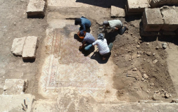 Dara Antik Kenti’nde 1500 Yıllık Mozaik Bulundu