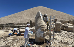 Nemrut Dağı'ndaki Heykeller Nano Kireçle Korunacak